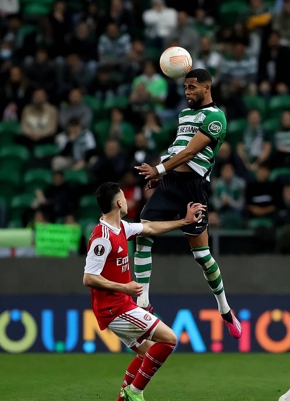 关键时刻突围战来临；本菲卡围绕足总杯主帅复盘；话题不断；赛程密集仍需轮换的简单介绍